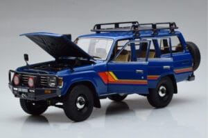 Toyota Land Cruiser 60 ブルー オプションパーツ付き Kyosho 1:18 08956XBL メタル - 画像 2/11