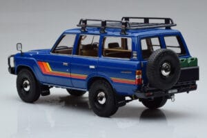 Toyota Land Cruiser 60 ブルー オプションパーツ付き Kyosho 1:18 08956XBL メタル - 画像 6/11