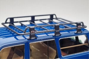Toyota Land Cruiser 60 ブルー オプションパーツ付き Kyosho 1:18 08956XBL メタル - 画像 7/11