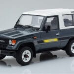 Toyota Land Cruiser LJ73 グレー Otto 1:18