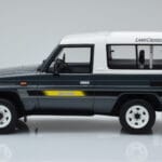 Toyota Land Cruiser LJ73 グレー Otto 1:18 - image 3 of 6