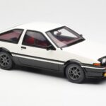 Toyota Sprinter Trueno AE86 ホワイト Otto 1:18 - image 4 of 6
