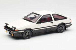 Toyota Sprinter Trueno AE86 ホワイト Otto 1:18