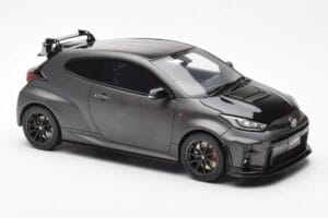 Toyota GR Yaris Circuit Package ブラック Otto 1:18 OT1046 メタル - 画像 4/6