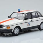 Volvo 240 GL ポリス ベルギー Minichamps 1:18