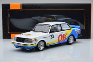Volvo 240 Turbo Beckers #33 Andersson / Petersson / Linder ETCC Zolder 1985 IXO 1:18 18RMC105B メタル - 画像 6/6