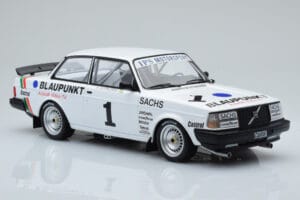 Volvo 240 Turbo IPS Racing Blaupunkt #1 P. Stureson DTM Zolder 1986 IXO 1:18 18RMC106 メタル - 画像 4/6