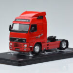 Volvo FH12 レッド IXO 1:43 TR123