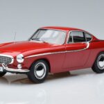 Volvo P1800 レッド Norev 1:18 188700 メタル