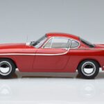Volvo P1800 レッド Norev 1:18 188700 メタル - image 3 of 6