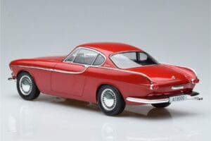 Volvo P1800 レッド Norev 1:18 188700 メタル - 画像 5/6