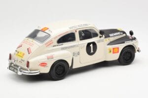 Volvo PV 544 Rally Revell 1:18 8922 メタル - 画像 3/8