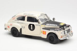 Volvo PV 544 Rally Revell 1:18 8922 メタル - 画像 6/8