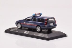 Volvo V70 Garde Frontiere Suisse Minichamps 1:43 430171899 メタル - 画像 3/4