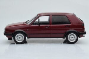 Volkswagen Golf GTI Mk2 レッド MCG 1:18 MCG18391 メタル - 画像 3/6