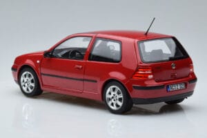Volkswagen Golf Mk4 レッド Norev 1:18 188573 メタル - 画像 6/7