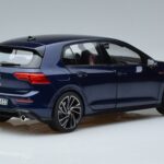 Volkswagen Golf GTI Mk8 ブルー Norev 1:18 188594 メタル - image 3 of 7