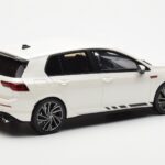 Volkswagen Golf GTI Mk8 Clubsport ホワイト Otto 1:18 - image 2 of 6