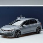 Volkswagen Golf GTI Mk8 Norev 1:18 188590 メタル - image 7 of 7