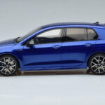 Volkswagen Golf Mk8 R ブルー Otto 1:18 - image 3 of 6