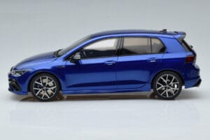Volkswagen Golf Mk8 R ブルー Otto 1:18 OT413 レジン - 画像 3/6