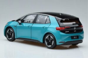 Volkswagen ID.3 グリーン FAW 1:18 ZVN000001GRU メタル - 画像 6/7