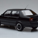 Volkswagen Jetta Mk2 ブラック Otto 1:18 - image 5 of 6
