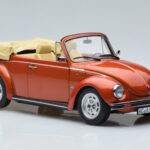 Volkswagen Beetle 1303 カブリオレ オレンジ Norev 1:18 - image 4 of 6