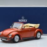 Volkswagen Beetle 1303 カブリオレ オレンジ Norev 1:18 - image 6 of 6