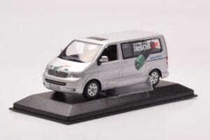 Volkswagen Multivan T5 シルバー Heli Coil Edition Minichamps 1:43 VOLKSWAGEN-264345 メタル - 画像 2/4