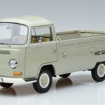 Volkswagen T2a Pickup 50周年アニバーサリーエディション Schuco 1:18 450019800 メタル