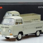 Volkswagen T2a Pickup 50周年アニバーサリーエディション Schuco 1:18 450019800 メタル - image 7 of 7