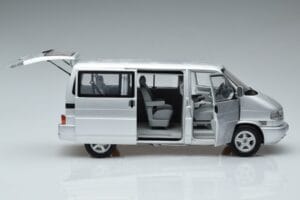 Volkswagen T4b Transporter Caravelle Minibus Schuco 1:18 450041500 メタル - 画像 4/8