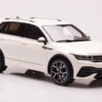 Volkswagen Tiguan R ホワイト Otto 1:18 - image 4 of 6