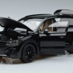 Volkswagen Touareg CR ブラック FAW 1:18 LTC761021BLA メタル - image 2 of 7