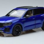 Volkswagen Touareg CR ブルー FAW 1:18 LTC761021BLU メタル
