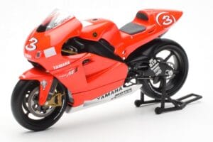 Yamaha YZR-M1 Marlboro Yamaha Team #3 M. Biaggi MotoGP 2002 Minichamps 1:12 122026303 メタル - 画像 2/4