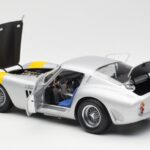 Ferrari 250 GTO #172 Tour de France Automobile 1964 Kyosho 1:18 08434C - image 5 of 8