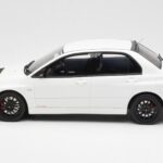 Mitsubishi Lancer Evo VIII MR FQ-400 ホワイト Otto 1:18 - image 3 of 6