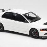 Mitsubishi Lancer Evo VIII MR FQ-400 ホワイト Otto 1:18 - image 4 of 6