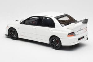 Mitsubishi Lancer Evo VIII MR FQ-400 ホワイト Otto 1:18 OT777 レジン - 画像 5/6