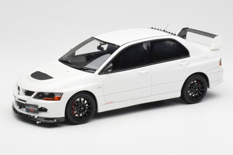 Mitsubishi Lancer Evo VIII MR FQ-400 ホワイト Otto 1:18