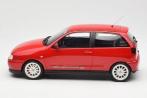 Seat Ibiza Mk2 Cupra レッド Otto 1:18 OT1092 レジン - 画像 3/6
