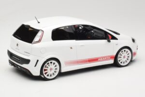 Abarth Punto 199 Esseesse ホワイト Otto 1:18 OT460 レジン - 画像 2/6