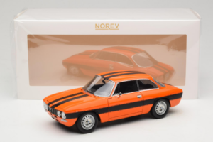 Alfa Romeo 2000 GTV オレンジ Norev 1:18 187918 メタル - 画像 8/8