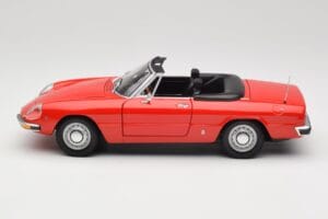 Alfa Romeo 2000 Spider レッド Minichamps 1:18 180120930 メタル - 画像 4/8