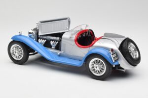 Alfa Romeo 2300 Spider シルバーブルー Bburago 1:18 3008 メタル - 画像 5/8
