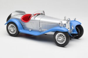 Alfa Romeo 2300 Spider シルバーブルー Bburago 1:18 3008 メタル - 画像 6/8