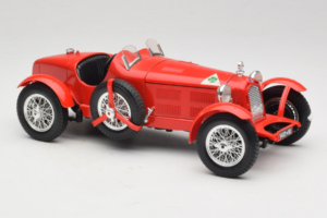 Alfa Romeo 8C 2300 Monza レッド Bburago 1:18 3014 メタル - 画像 4/6