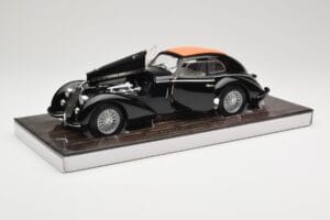 Alfa Romeo 8C 2900B Lungo ブラック Minichamps 1:18 100120421 メタル - 画像 2/8